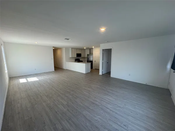 $1,897 | 2218 Cumulus Court, Lockhart, TX 78644