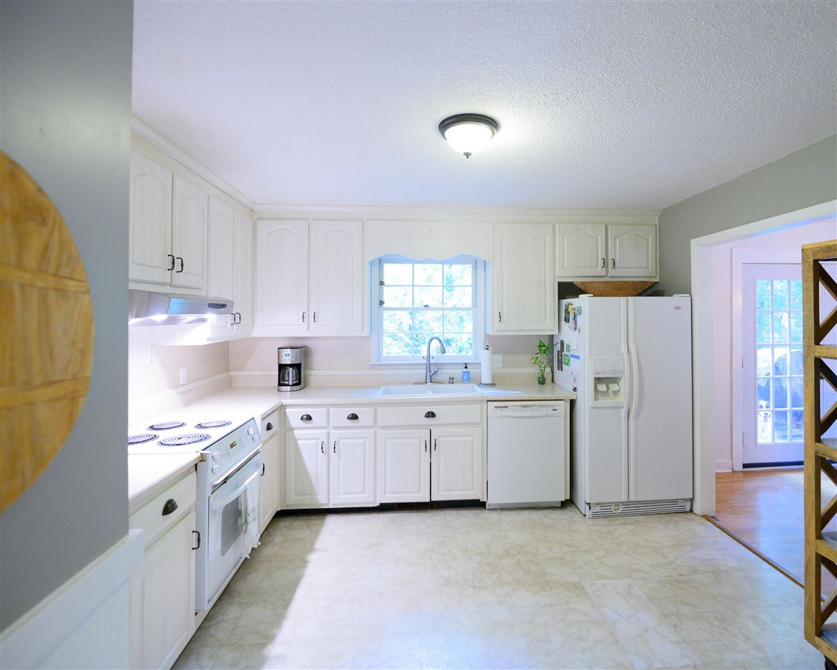 4917 Oak Park Road Raleigh, NC 27612 - Photo 4 of 25 Photo 4