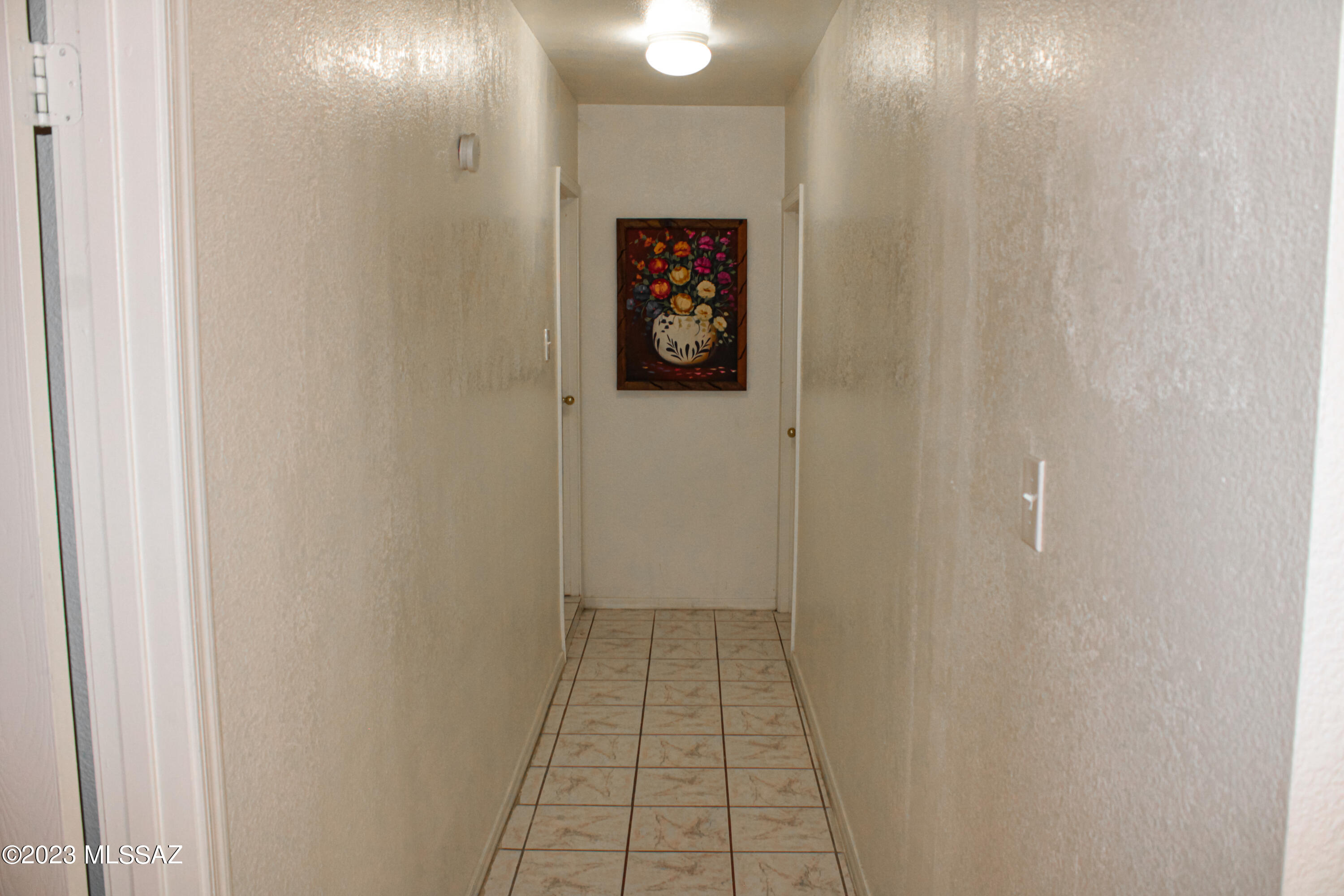 282 Paseo Mascota Rio Rico, AZ 85648 - Photo 12 of 18 a bathroom with a shower