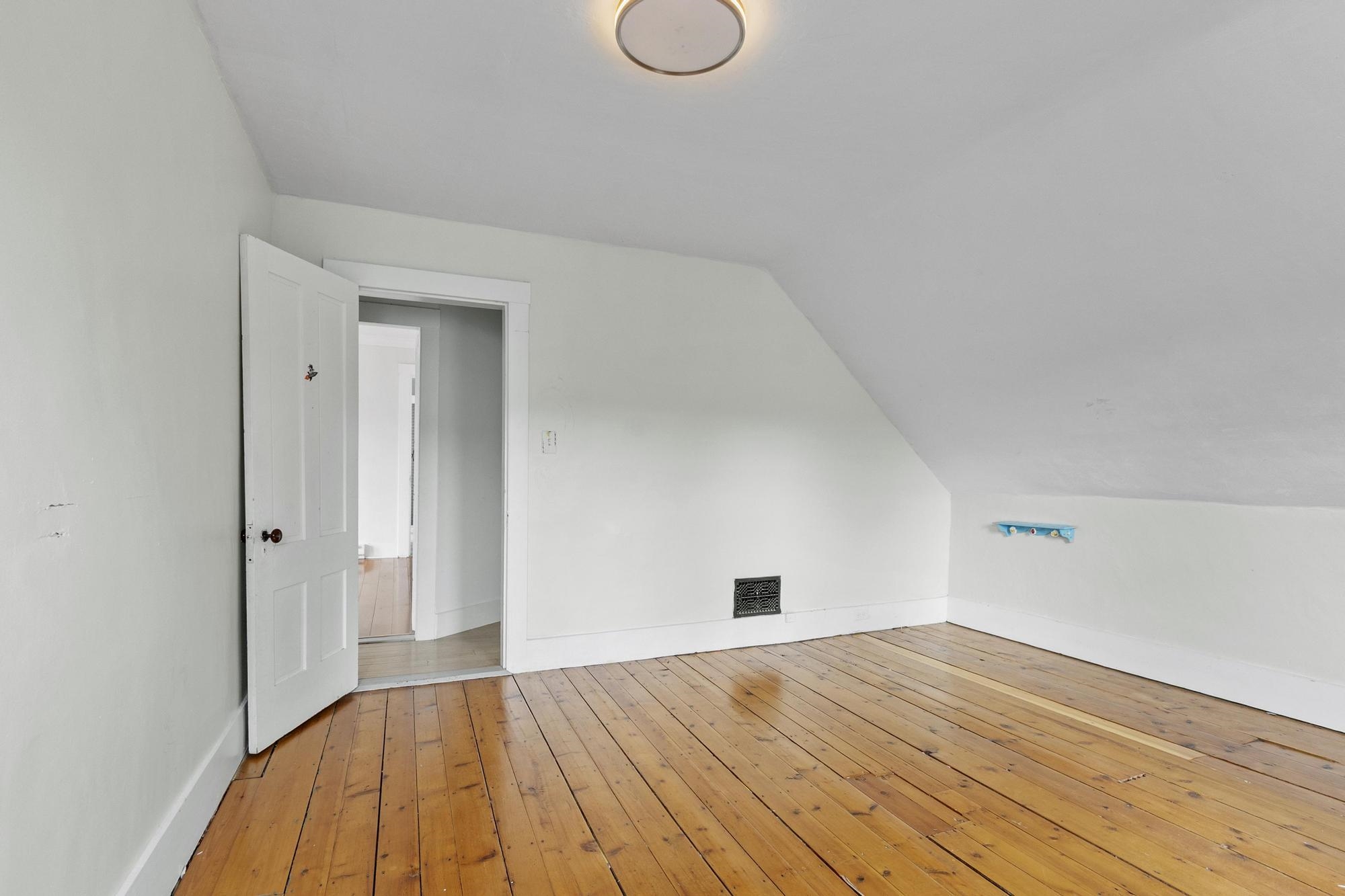 66 Beech Street Keene, NH 03431 - Photo 39 of 56