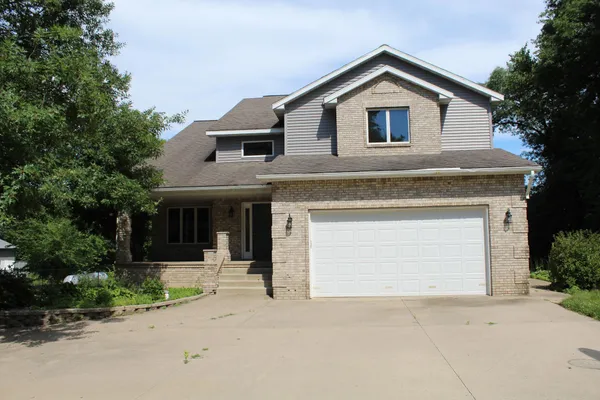 $399,900 | 17042 250th Avenue, Paynesville, MN 56362