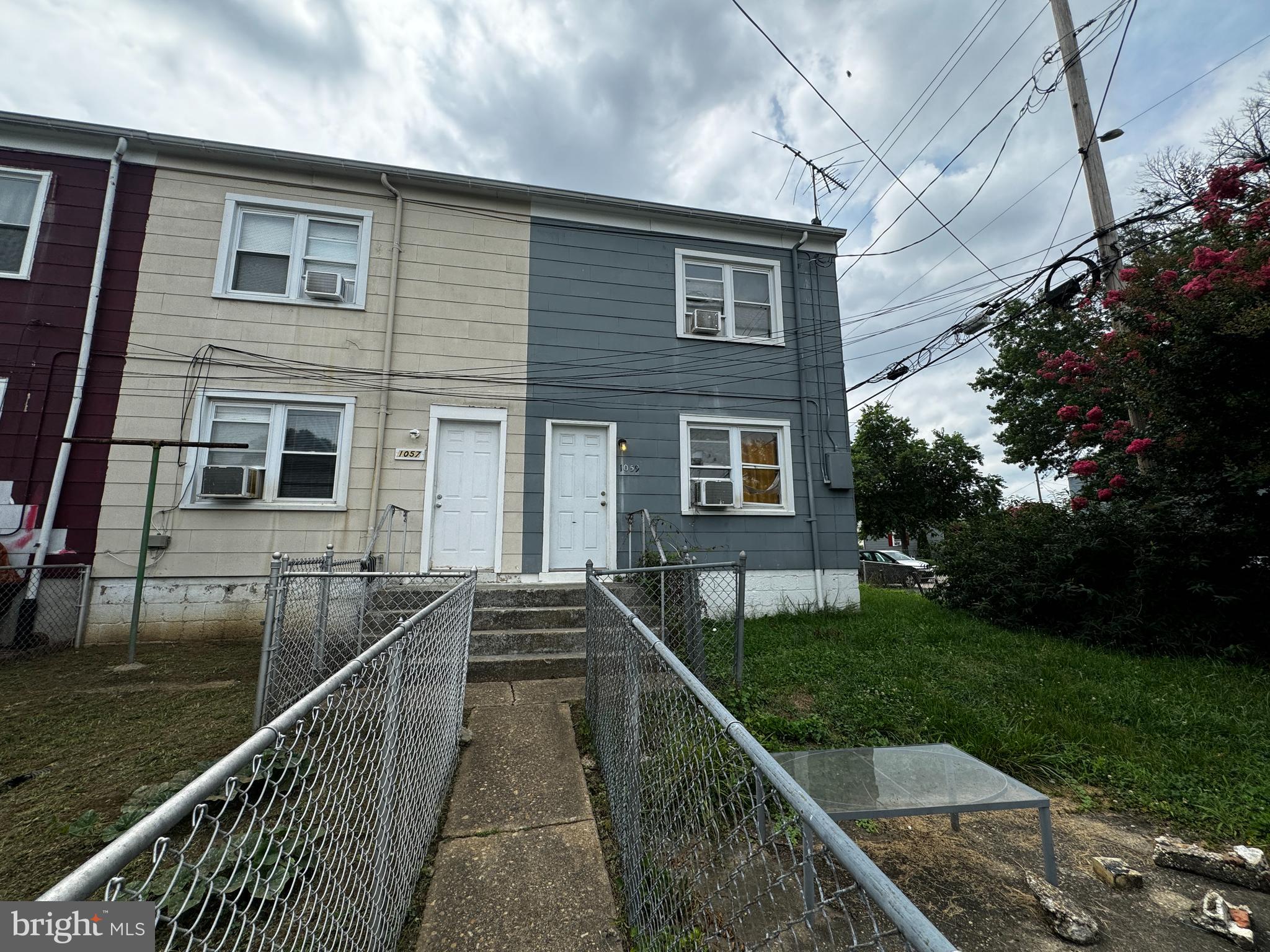 1059 Bunbury Way Baltimore, MD 21205 - Photo 16 of 18 a balcony with view of car parked on street side
