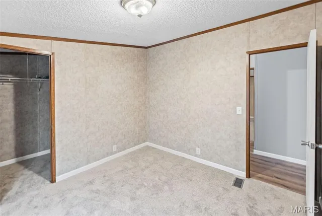 $400,000 | 9345 Schaller Road, Lenzburg, IL 62255