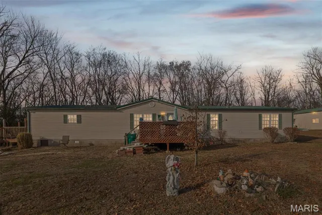 $419,000 | 9345 Schaller Road, Lenzburg, IL 62255