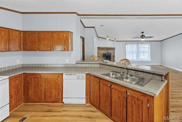 $390,000 | 9345 Schaller Road, Lenzburg, IL 62255
