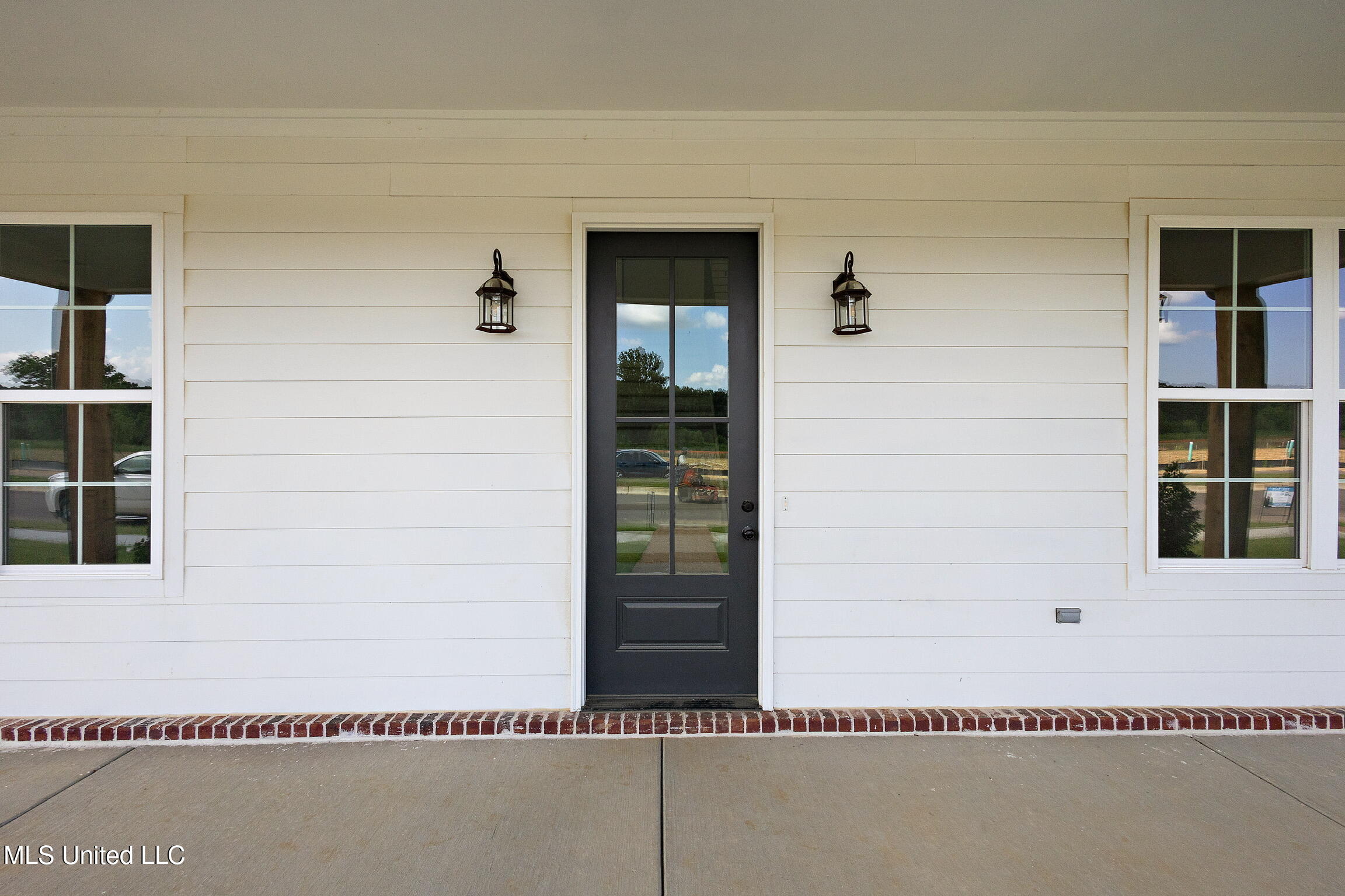 622 Bolivar Drive Nesbit, MS 38651 - Photo 4 of 31 Apple