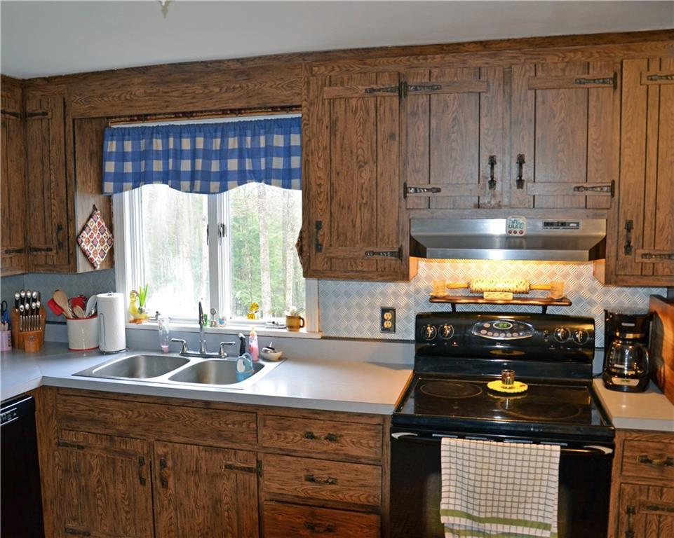 104 Skeetfield Road Oxford, ME 04270 - Photo 7 of 28 Photo