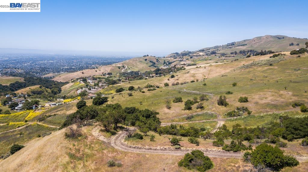 12610 Clayton Road San Jose, CA 95127 - Photo 3 of 14
