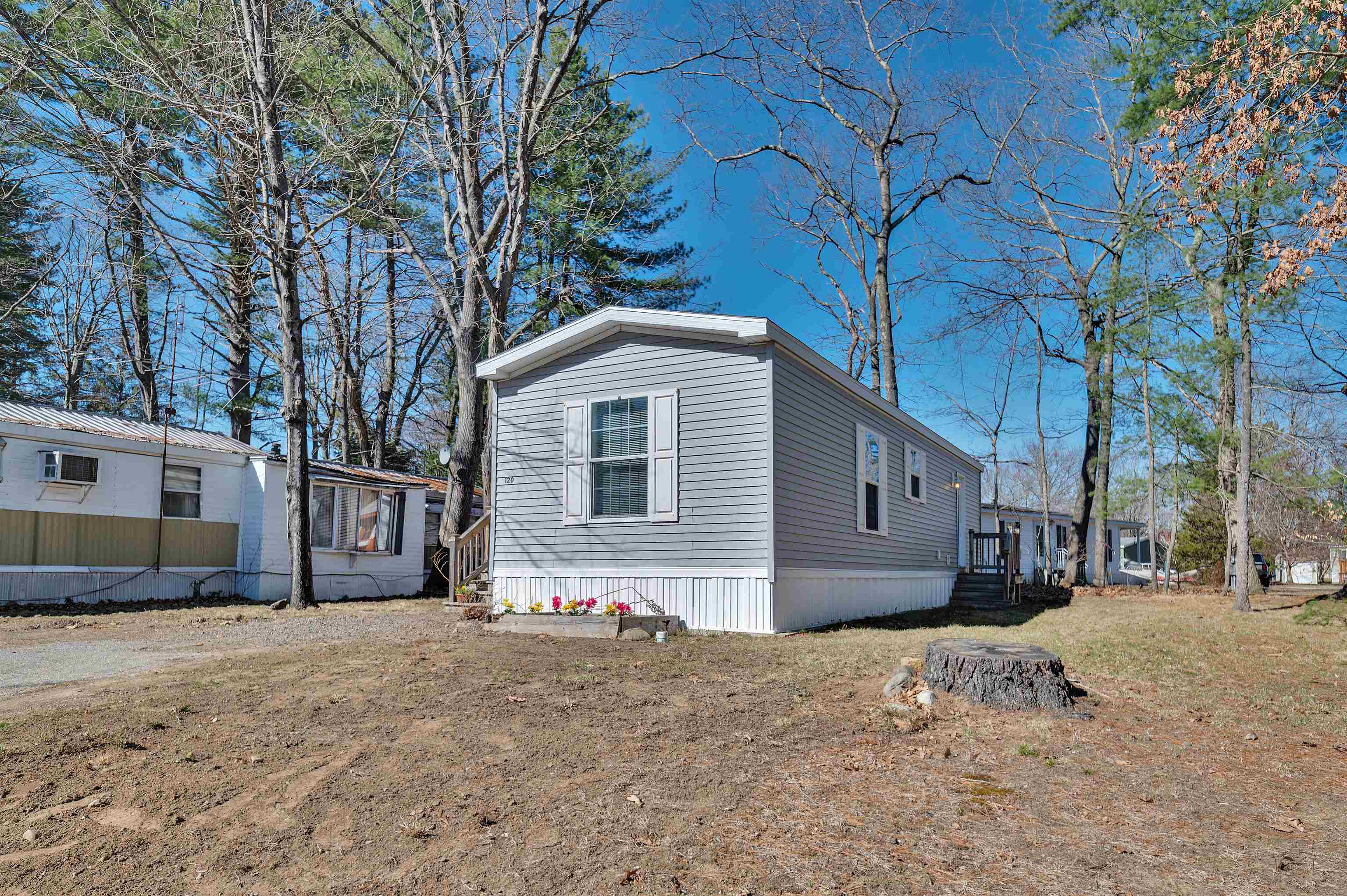 120 Robin Hood Lane, Unit 120 Exeter, NH 03833 - Photo 23 of 38