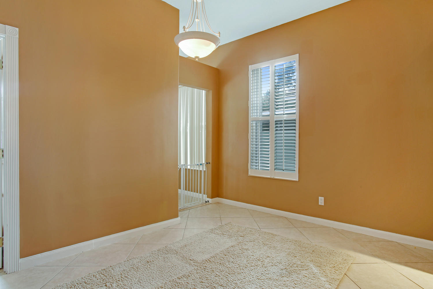 196 Hampton Place Jupiter, FL 33458 - Photo 18 of 22 196 Hampton Pl Jupiter FL-large-005-2-Di