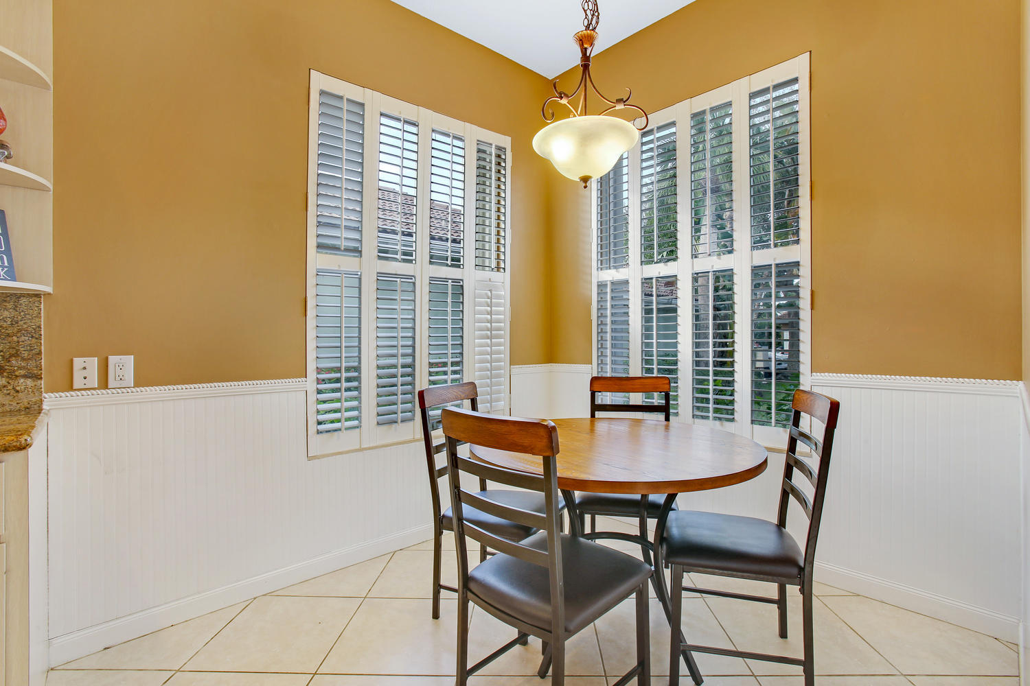 196 Hampton Place Jupiter, FL 33458 - Photo 10 of 22 196 Hampton Pl Jupiter FL-large-010-14-B