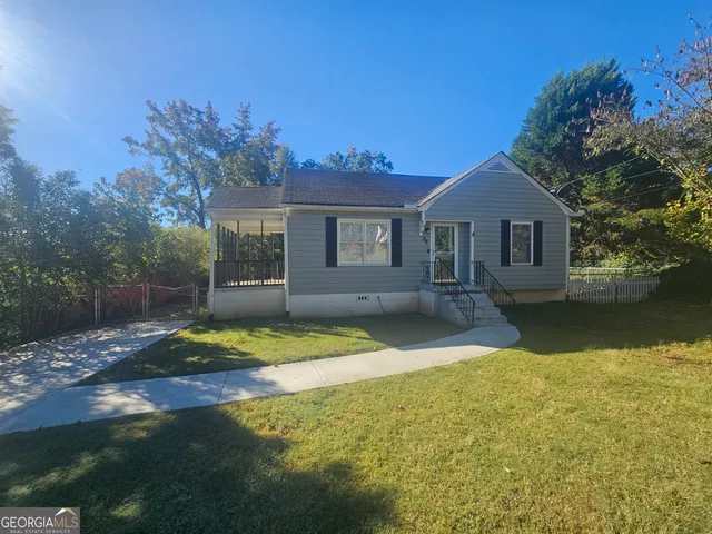 $1,400 | 68 4th Street, Newnan, GA 30263