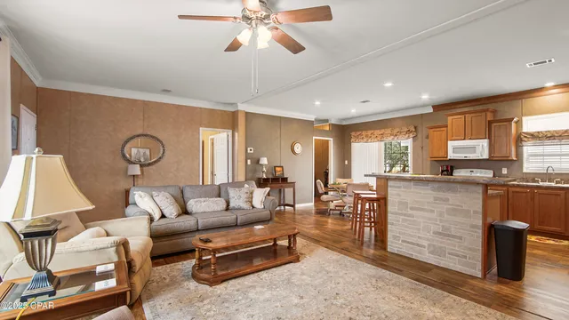 $2,000 | 105 Evergreen Street, Panama City Beach, FL 32407