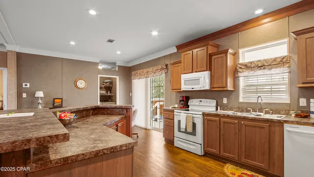 $2,000 | 105 Evergreen Street, Panama City Beach, FL 32407