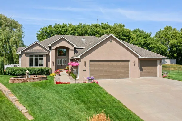 $798,900 | 12046 94th Avenue North, Maple Grove, MN 55369