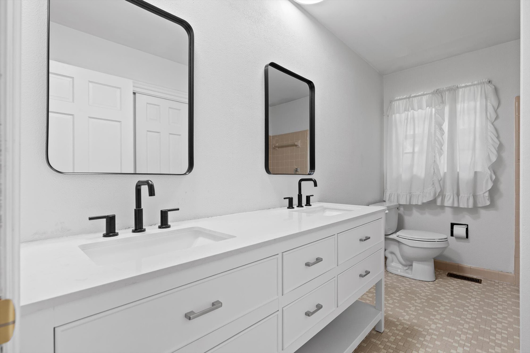 4607 Cloverdale Loop Hixson, TN 37343 - Photo 14 of 33