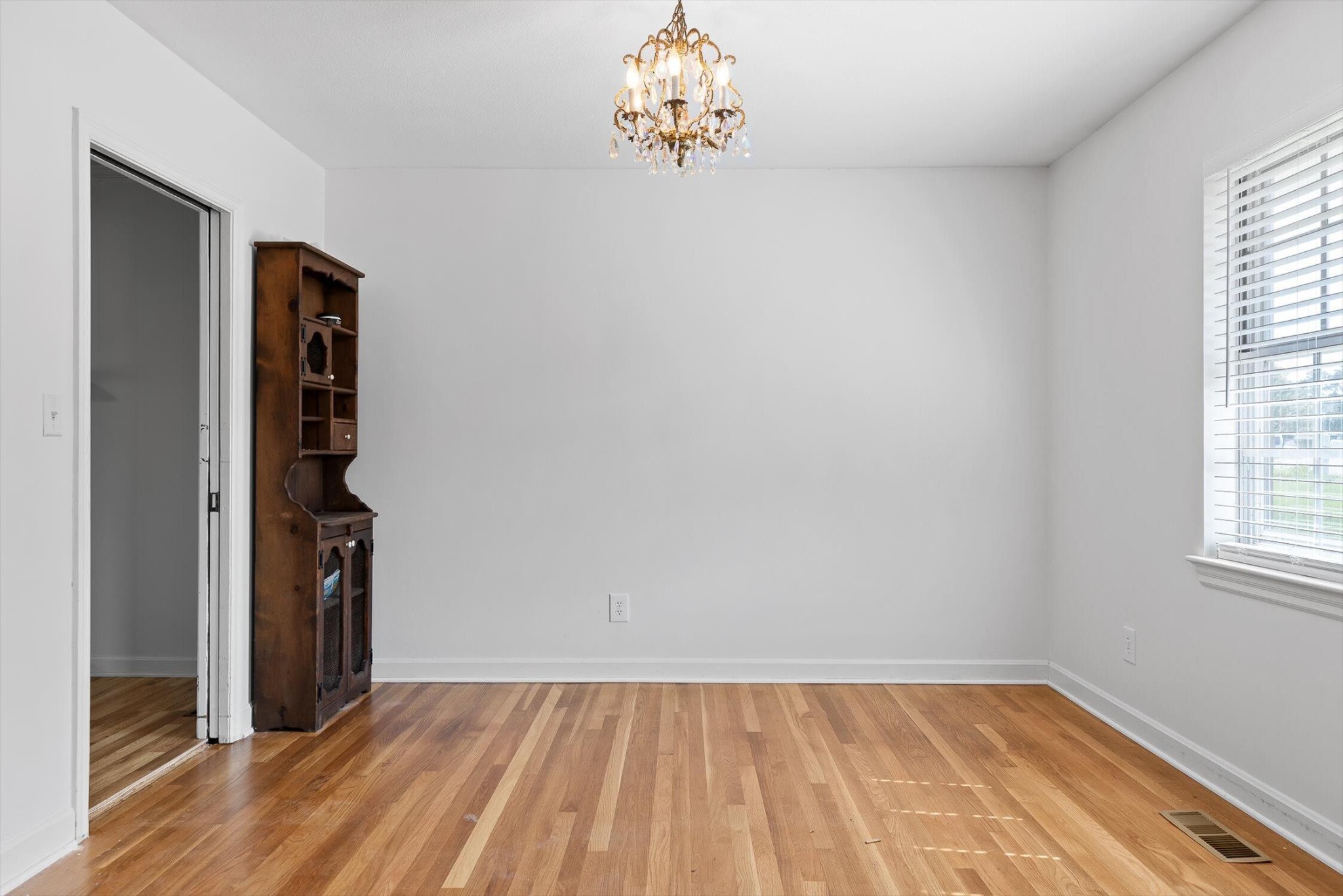 4607 Cloverdale Loop Hixson, TN 37343 - Photo 7 of 33