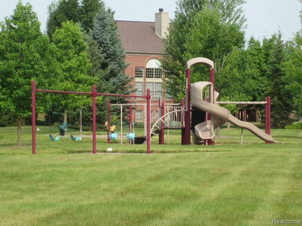 17108 Orchard Ridge Road Northville, MI 48168 - Photo 23 of 24 IMG_3164.jpg