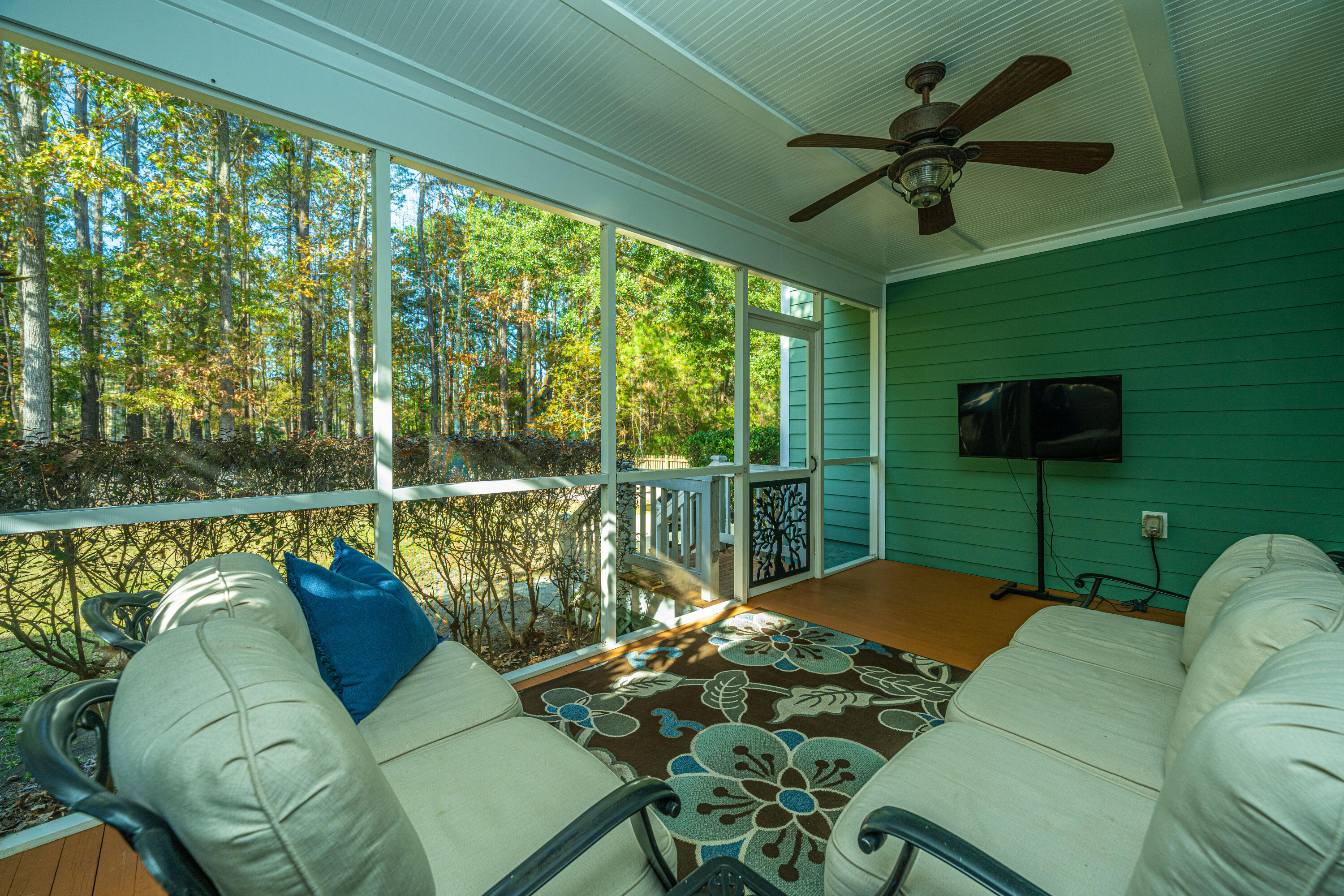 1852 Hall Point Road Mount Pleasant, SC 29466 - Photo 34 of 57 1852HallPtRd046