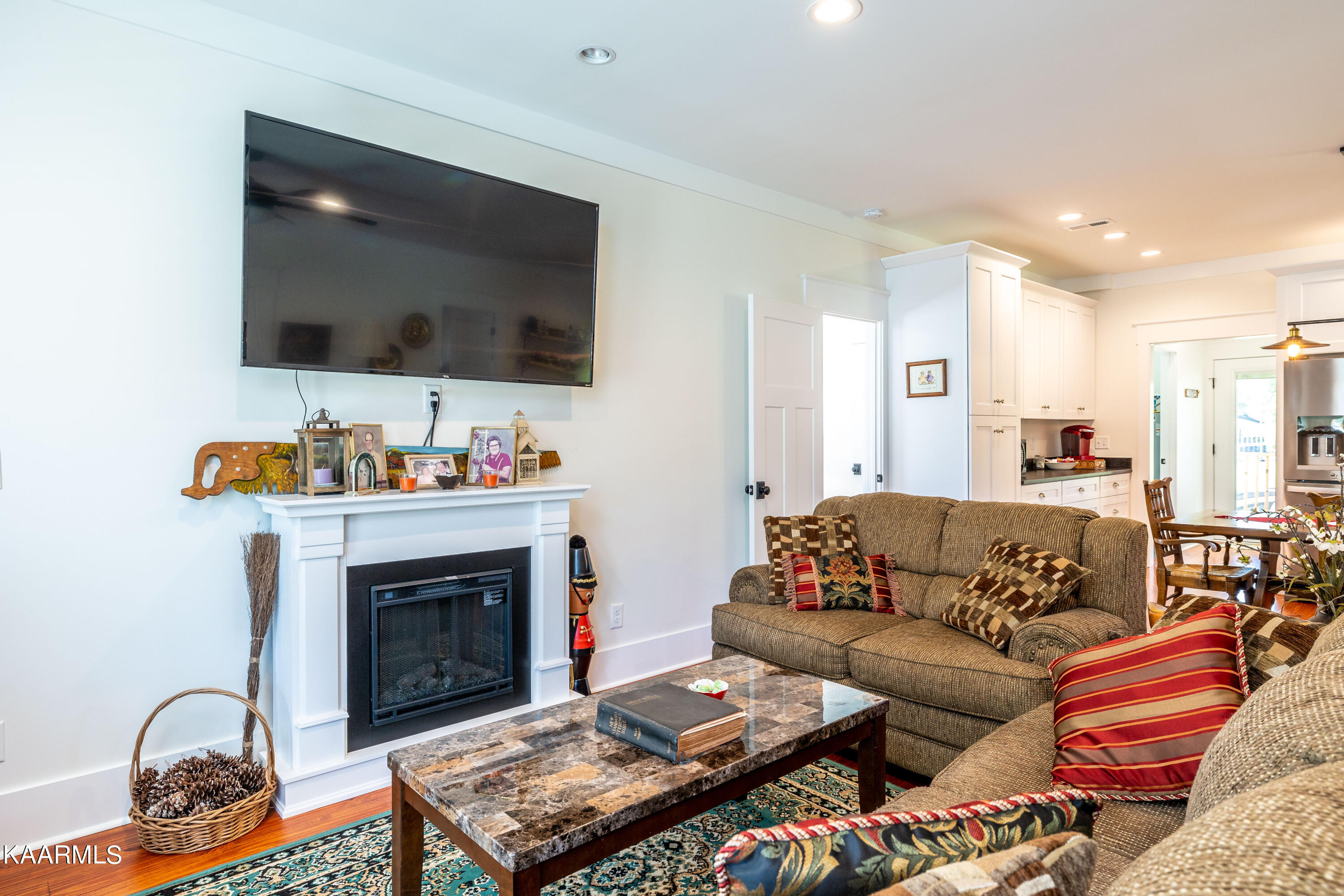 310 Sandy Lane Townsend, TN 37882 - Photo 11 of 50 310Sandyln-23