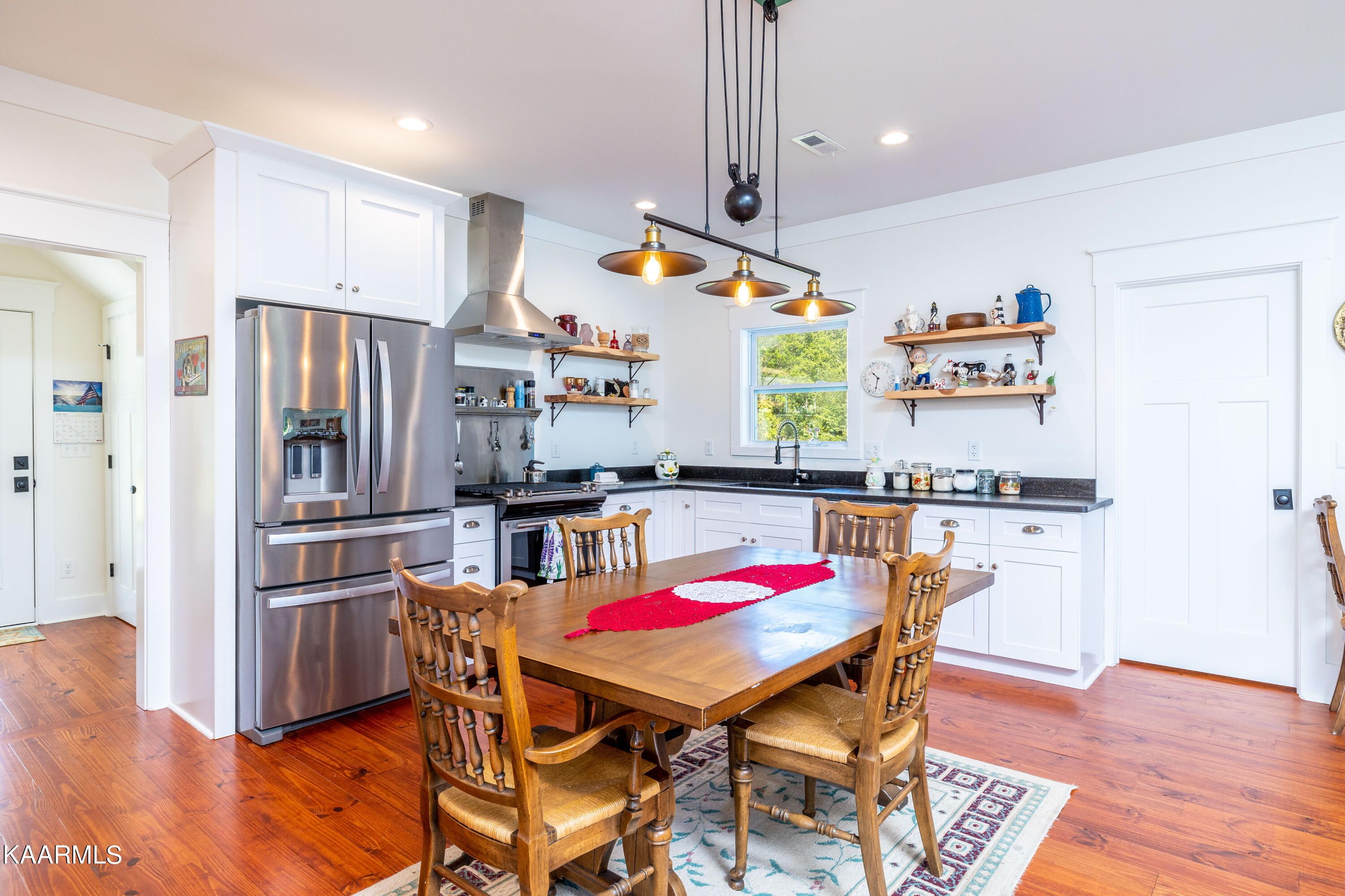 310 Sandy Lane Townsend, TN 37882 - Photo 15 of 50 310Sandyln-27