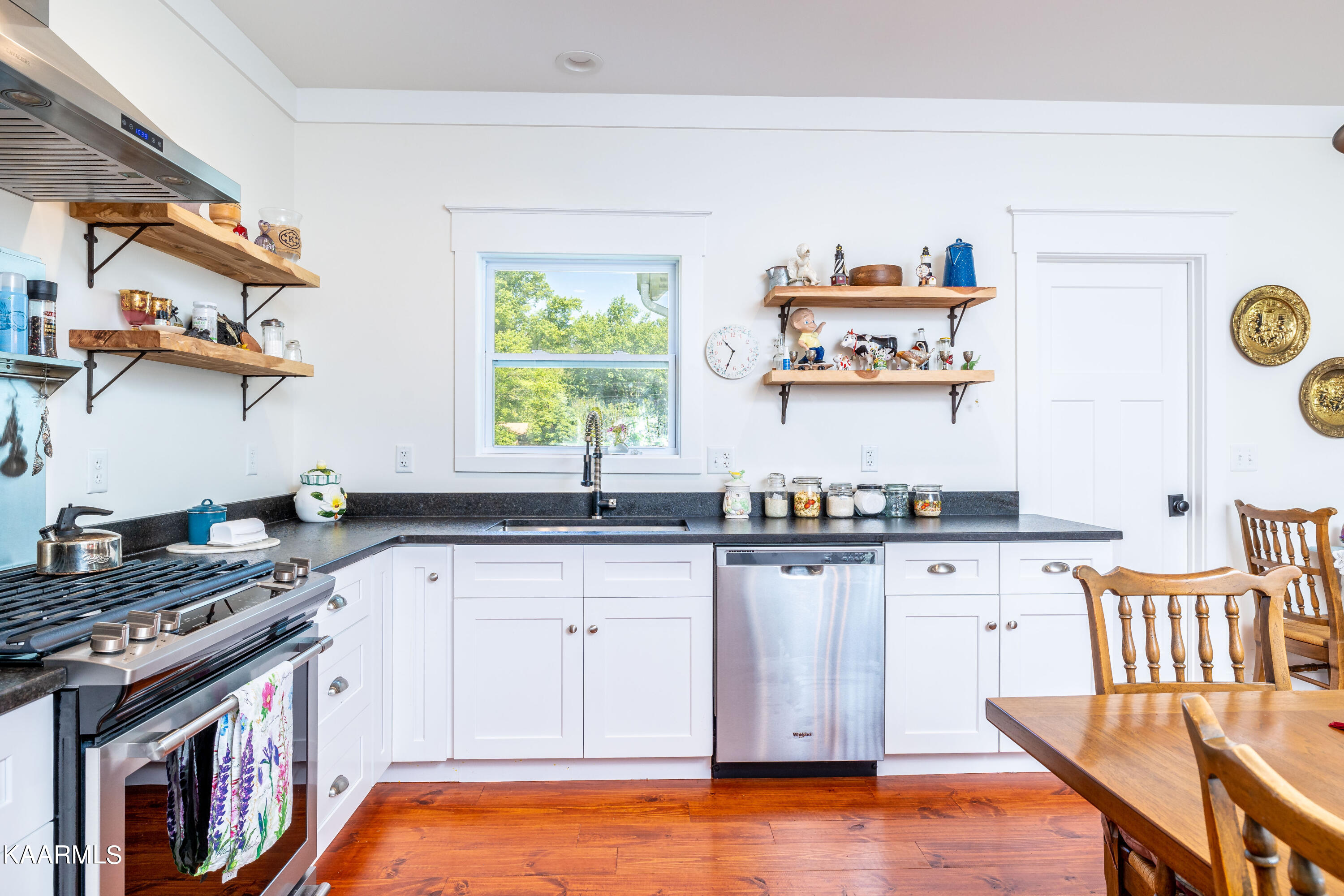 310 Sandy Lane Townsend, TN 37882 - Photo 16 of 50 310Sandyln-29