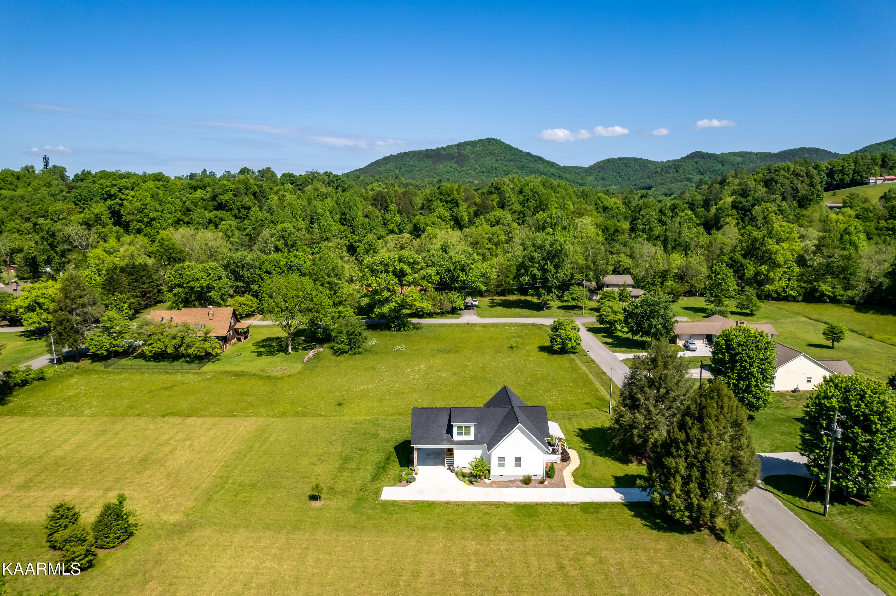 310 Sandy Lane Townsend, TN 37882 - Photo 48 of 50 310Sandyln-55