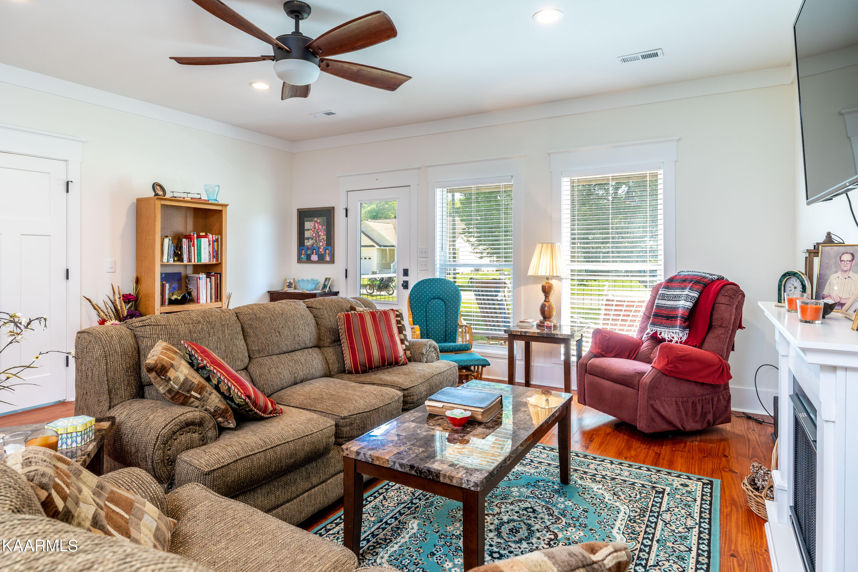 310 Sandy Lane Townsend, TN 37882 - Photo 9 of 50 310Sandyln-21