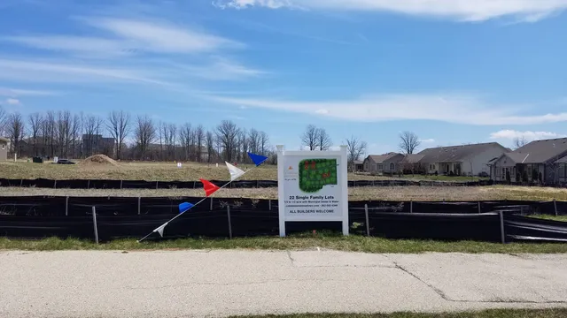 $89,500 | W208N16295 Renee Way, Unit LT4, Jackson, WI 53037