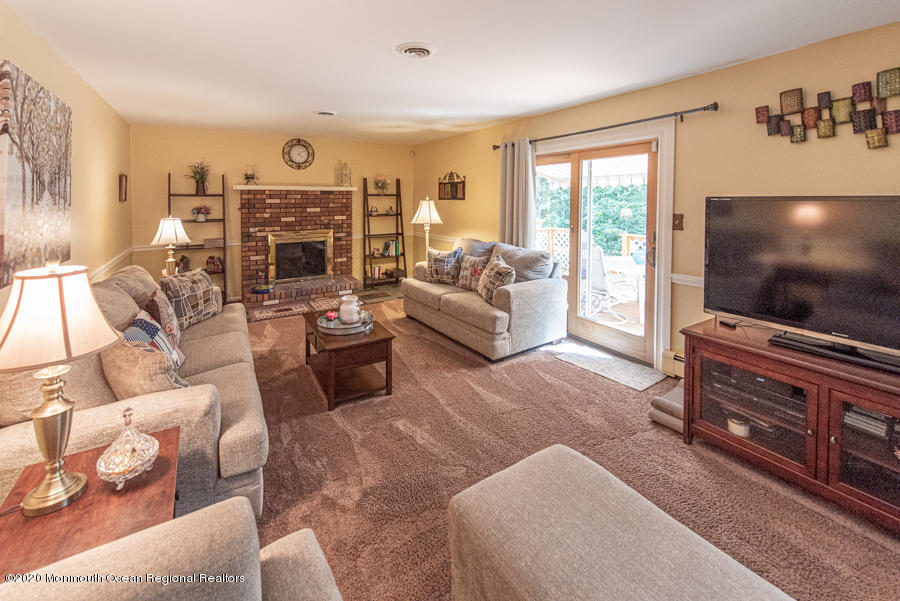 87 Bates Road Jackson, NJ 08527 - Photo 4 of 77 jt-70