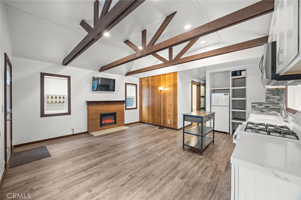 23376 Crestline Road Crestline, CA 92325 - Photo 10 of 37 Gallery Image 10