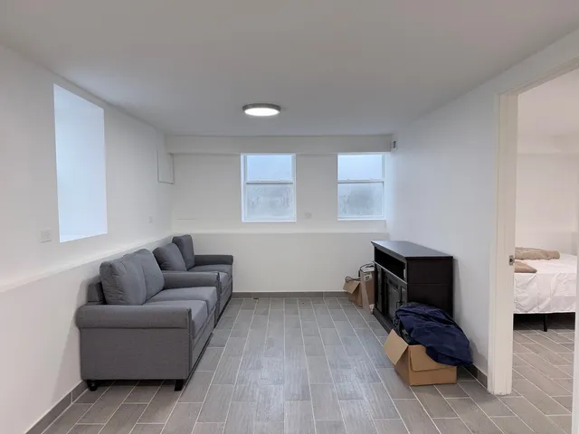 $1,700 | 3029 South Keeley Street, Unit B, Chicago, IL 60608