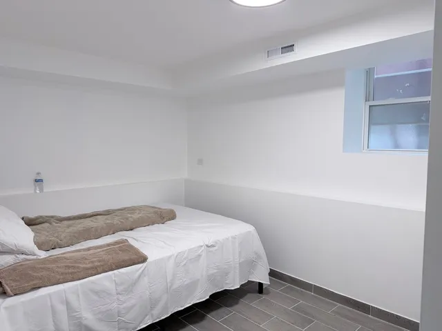 $1,700 | 3029 South Keeley Street, Unit B, Chicago, IL 60608