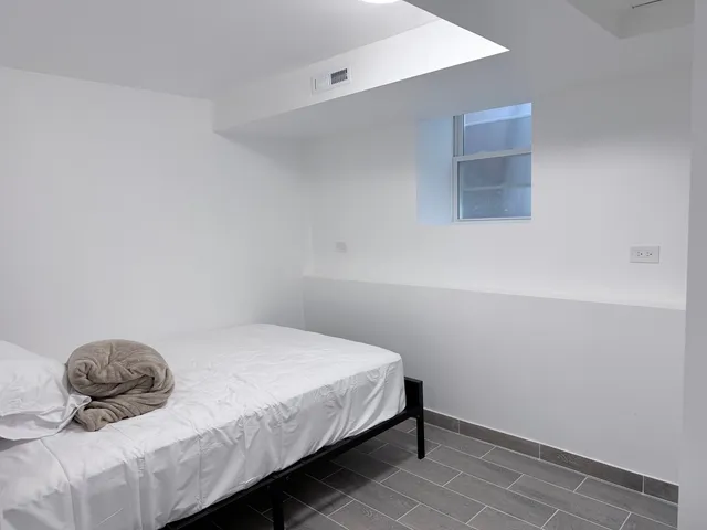 $1,700 | 3029 South Keeley Street, Unit B, Chicago, IL 60608