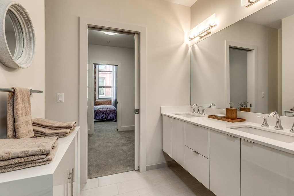 121 Portland Street, Unit 202 Boston, MA 02114 - Photo 23 of 30