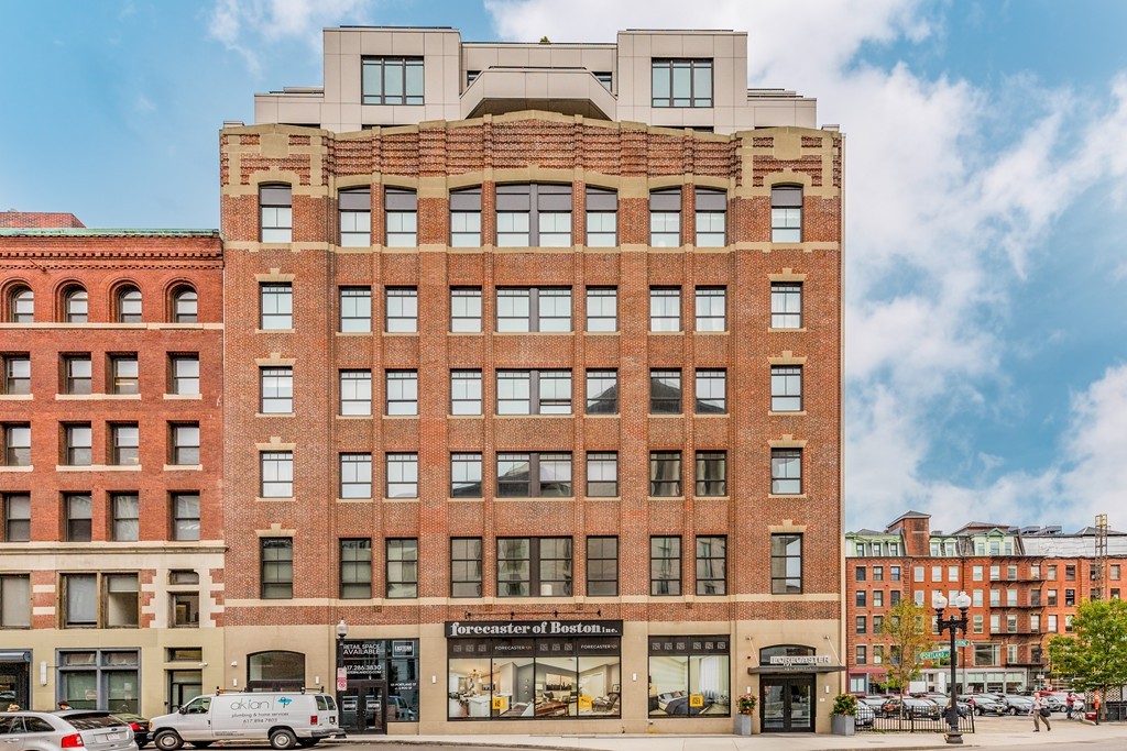 121 Portland Street, Unit 202 Boston, MA 02114 - Photo 27 of 30