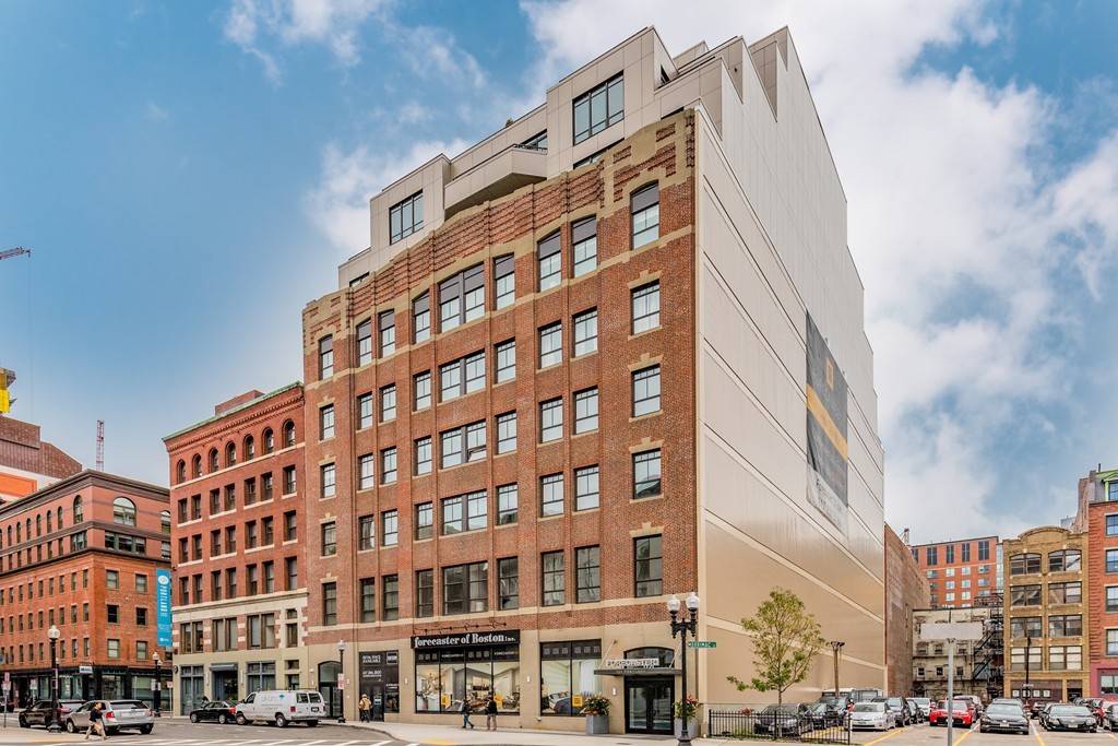 121 Portland Street, Unit 202 Boston, MA 02114 - Photo 28 of 30