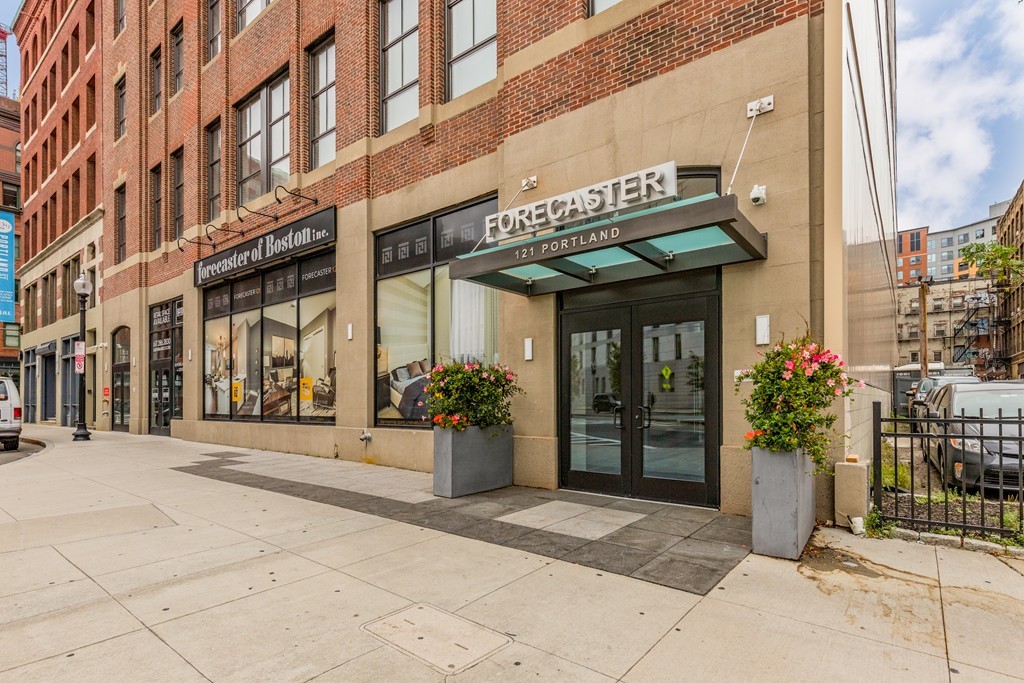 121 Portland Street, Unit 202 Boston, MA 02114 - Photo 30 of 30