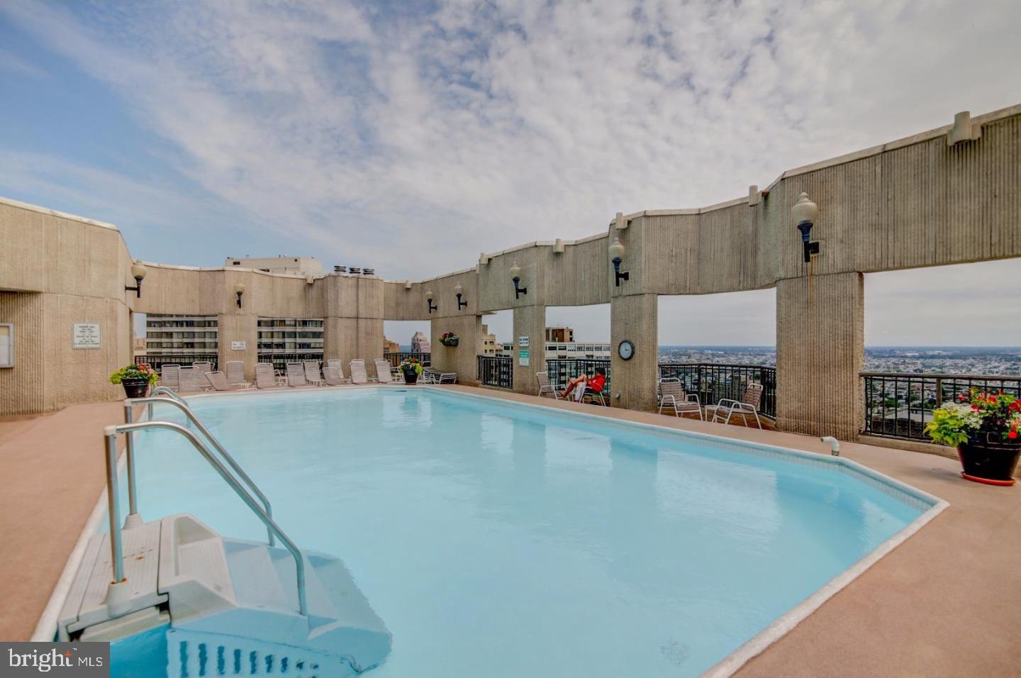 2020 Walnut Street, Unit 8J Philadelphia, PA 19103 - Photo 15 of 24