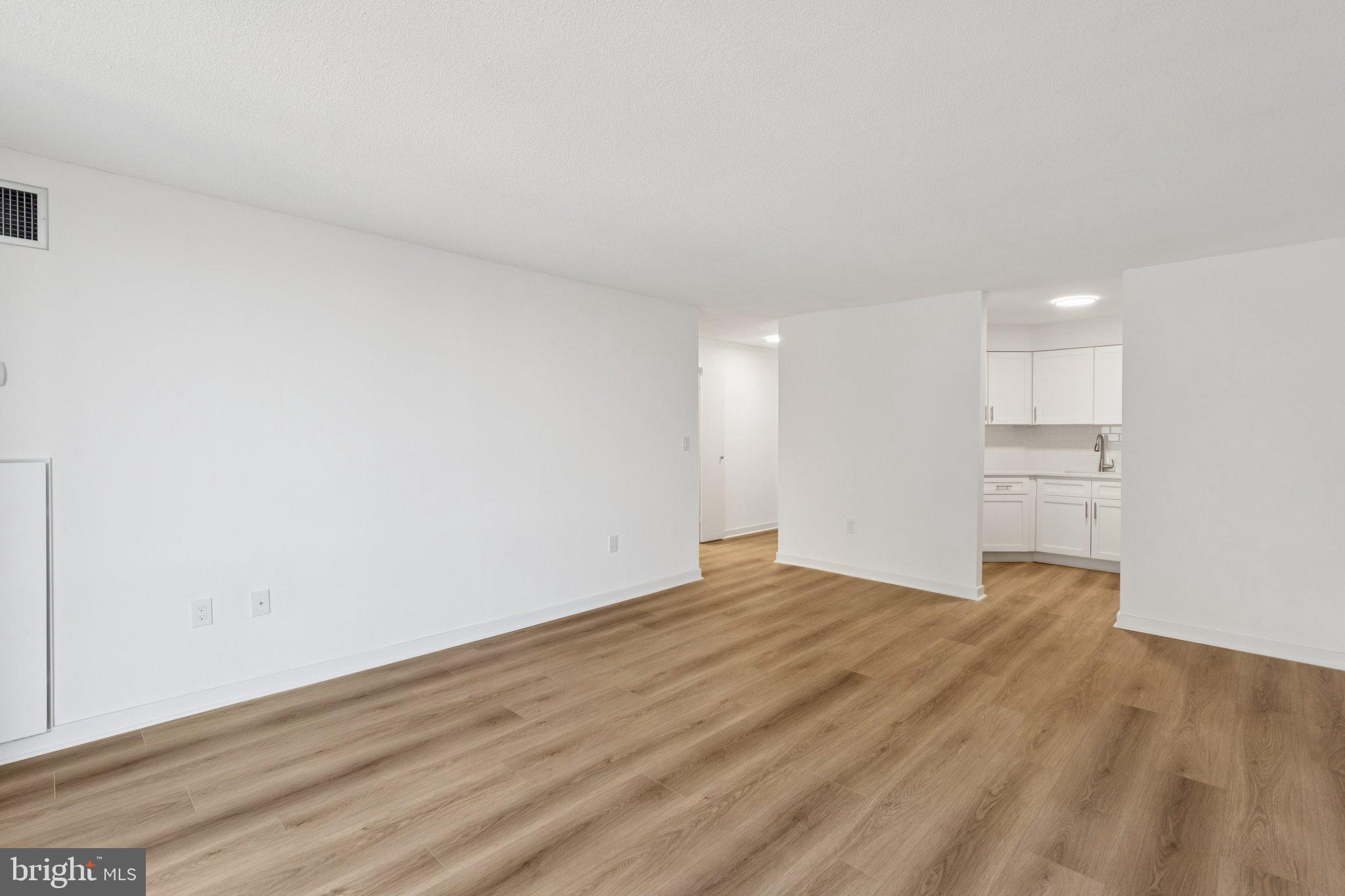 2020 Walnut Street, Unit 8J Philadelphia, PA 19103 - Photo 2 of 24