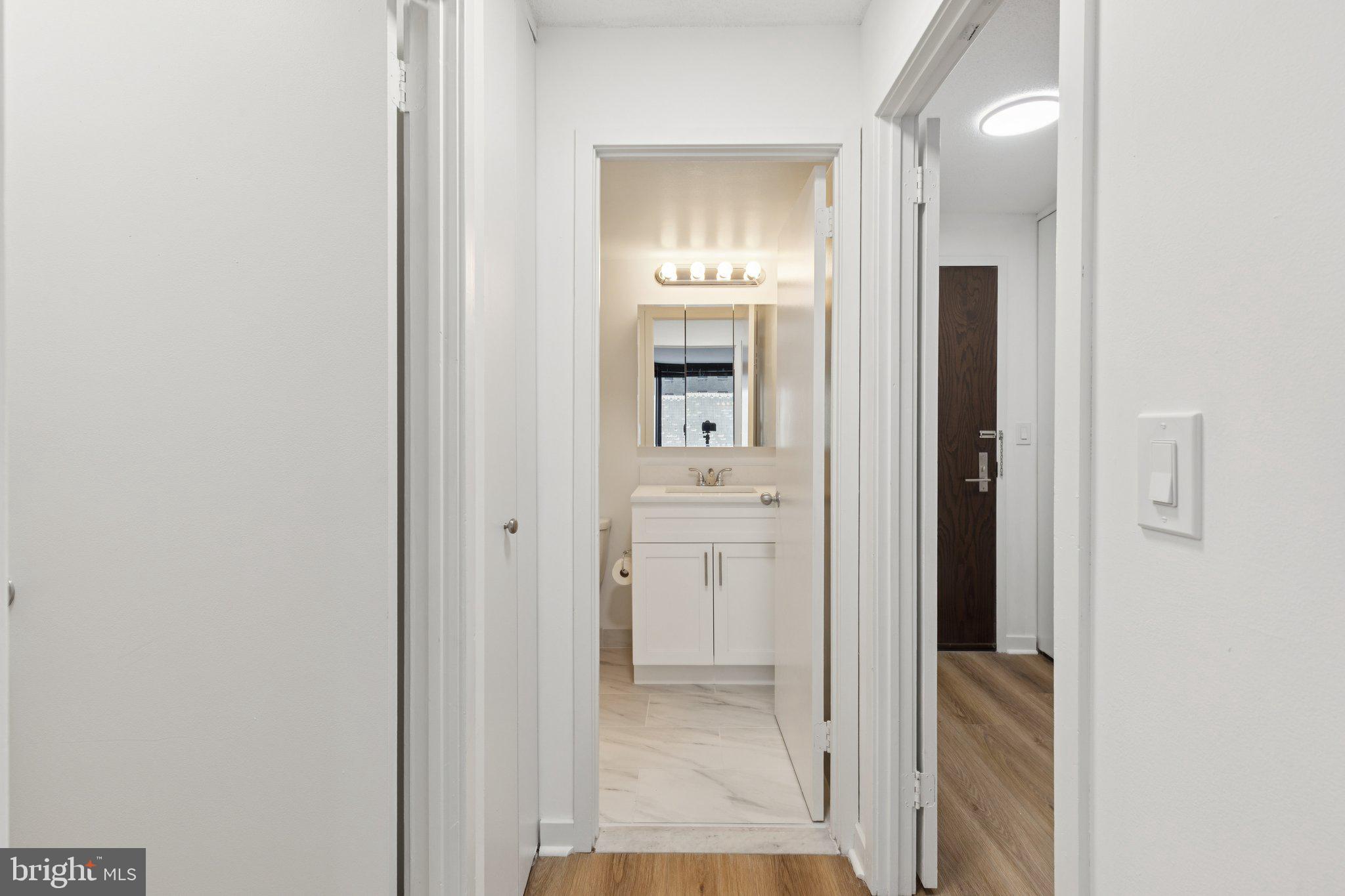 2020 Walnut Street, Unit 8J Philadelphia, PA 19103 - Photo 10 of 24