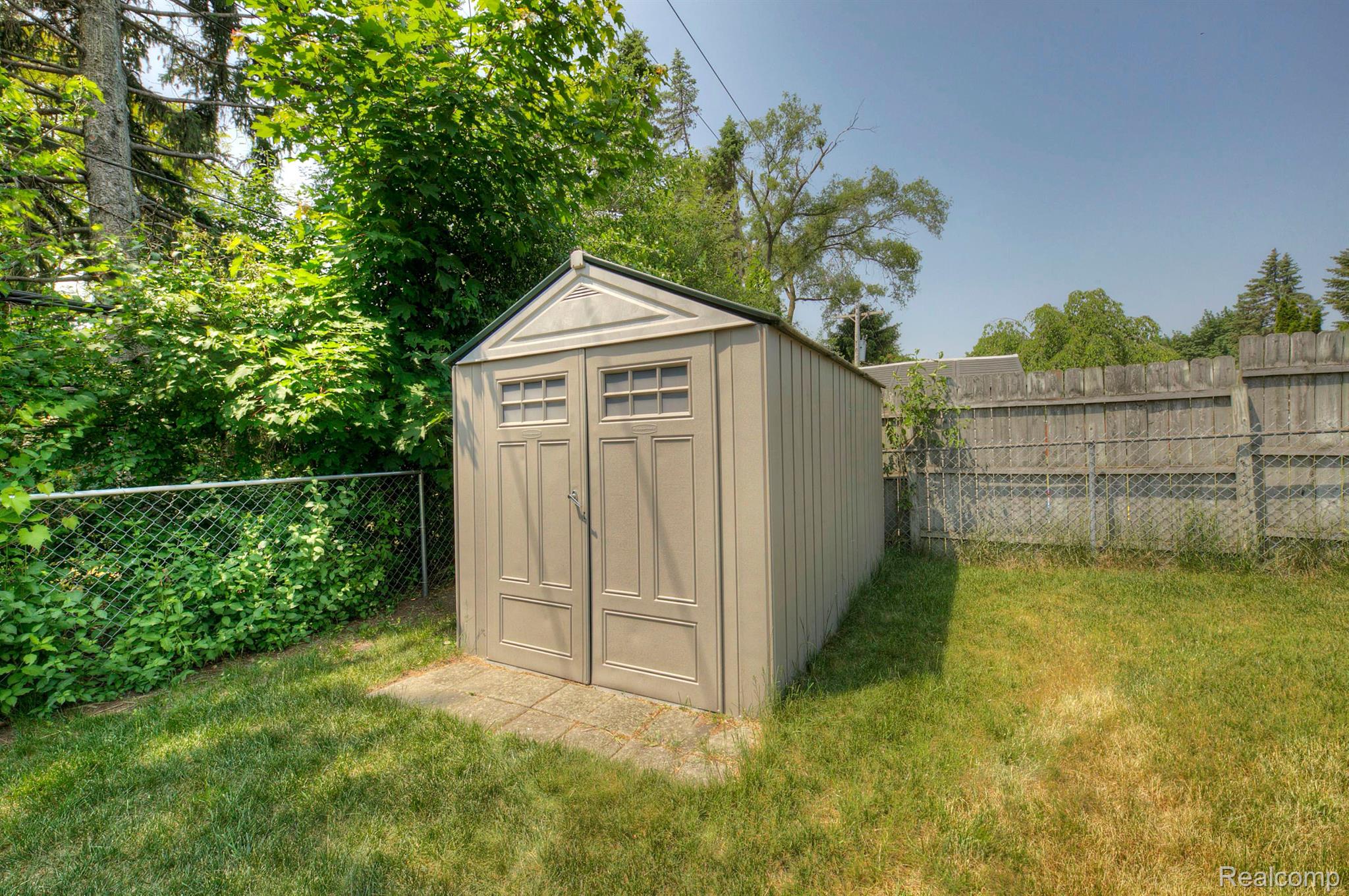 40539 West 10 Mile Road Novi, MI 48375 - Photo 8 of 29 Gallery Image 8
