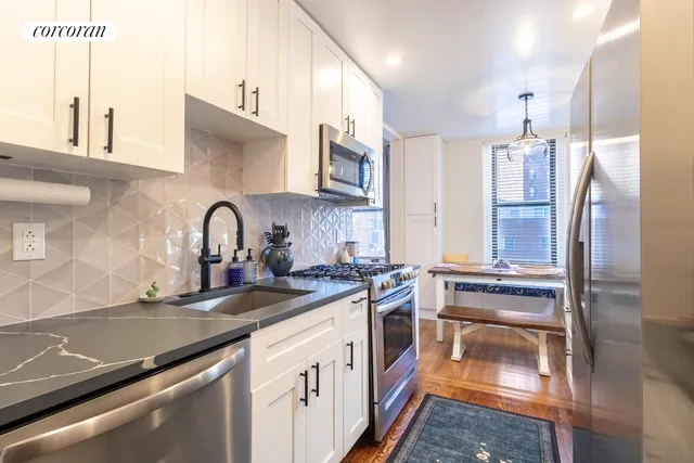 $399,000 | 3656 Johnson Avenue, Unit 3E | Central Riverdale