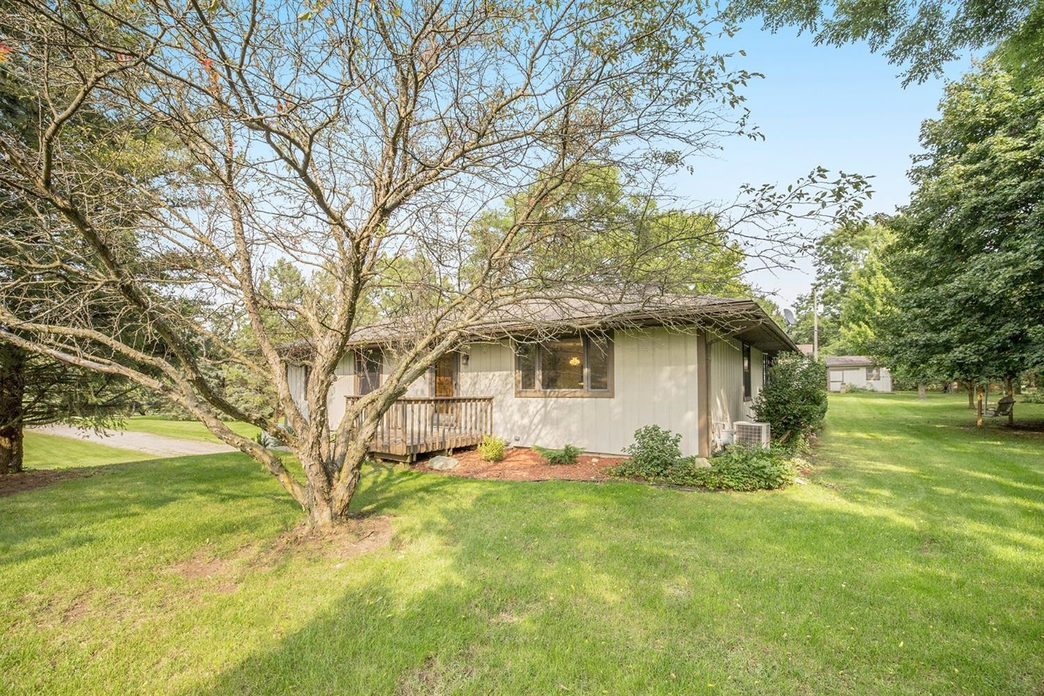 6725 Lingane Road Chelsea, MI 48118 - Photo 3 of 43 Photo 3