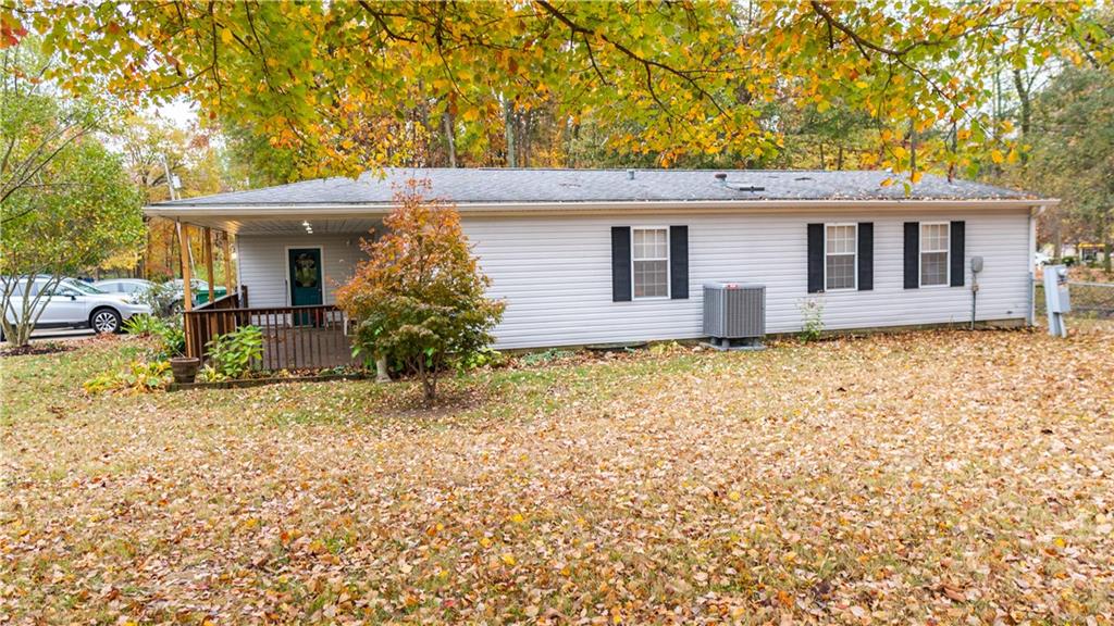 199 Lazy River Road Cloverdale, IN 46120 - Photo 6 of 46 Gallery Image 6