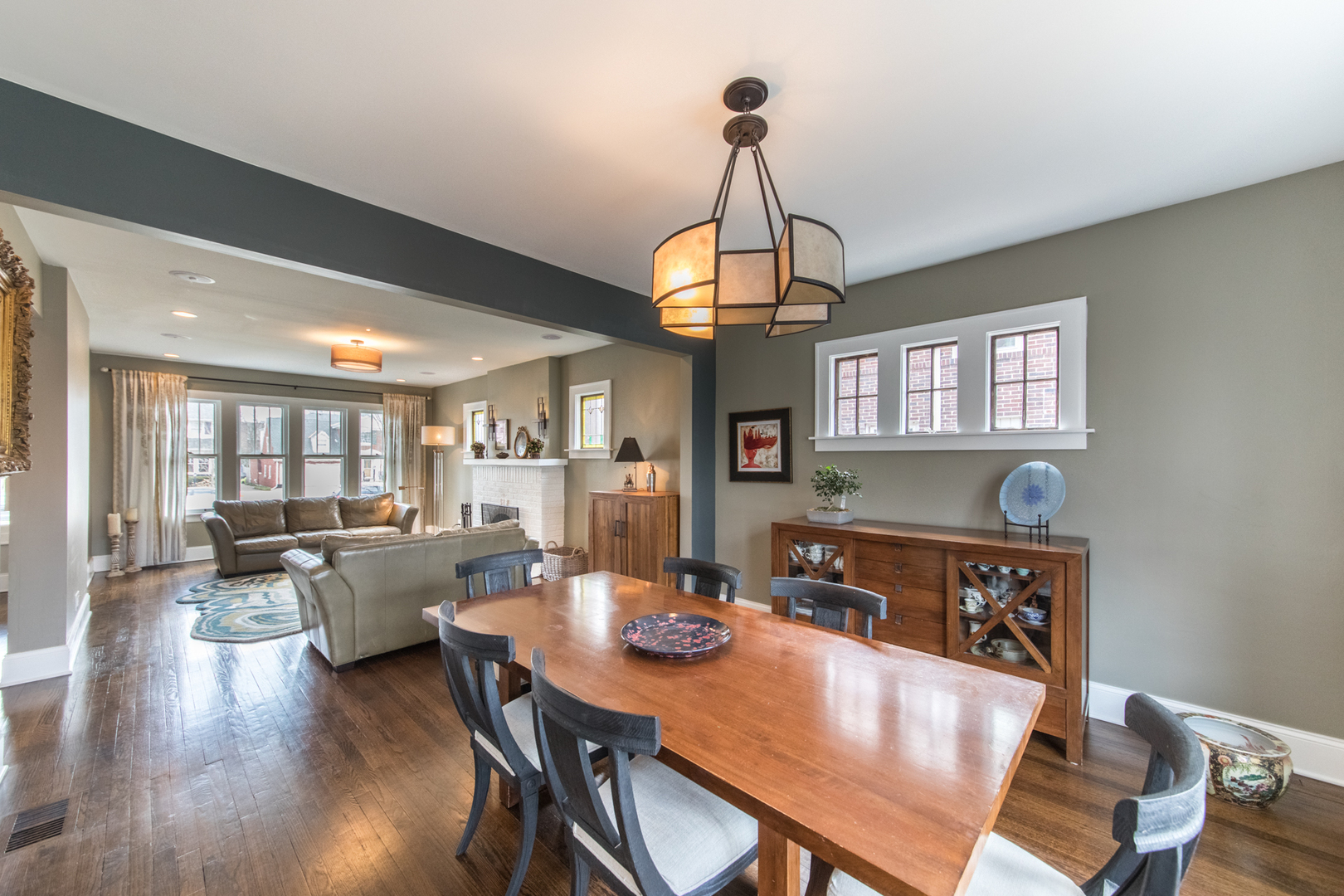 100 Wisner Street Park Ridge, IL 60068 - Photo 7 of 36 a view of a dining room with furniture wooden floor and chandelier
