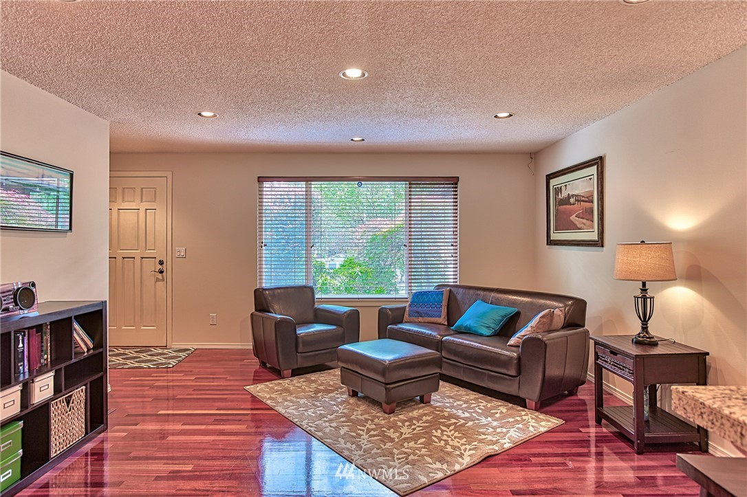 21924 3rd Place West Bothell, WA 98021 - Photo 4 of 20