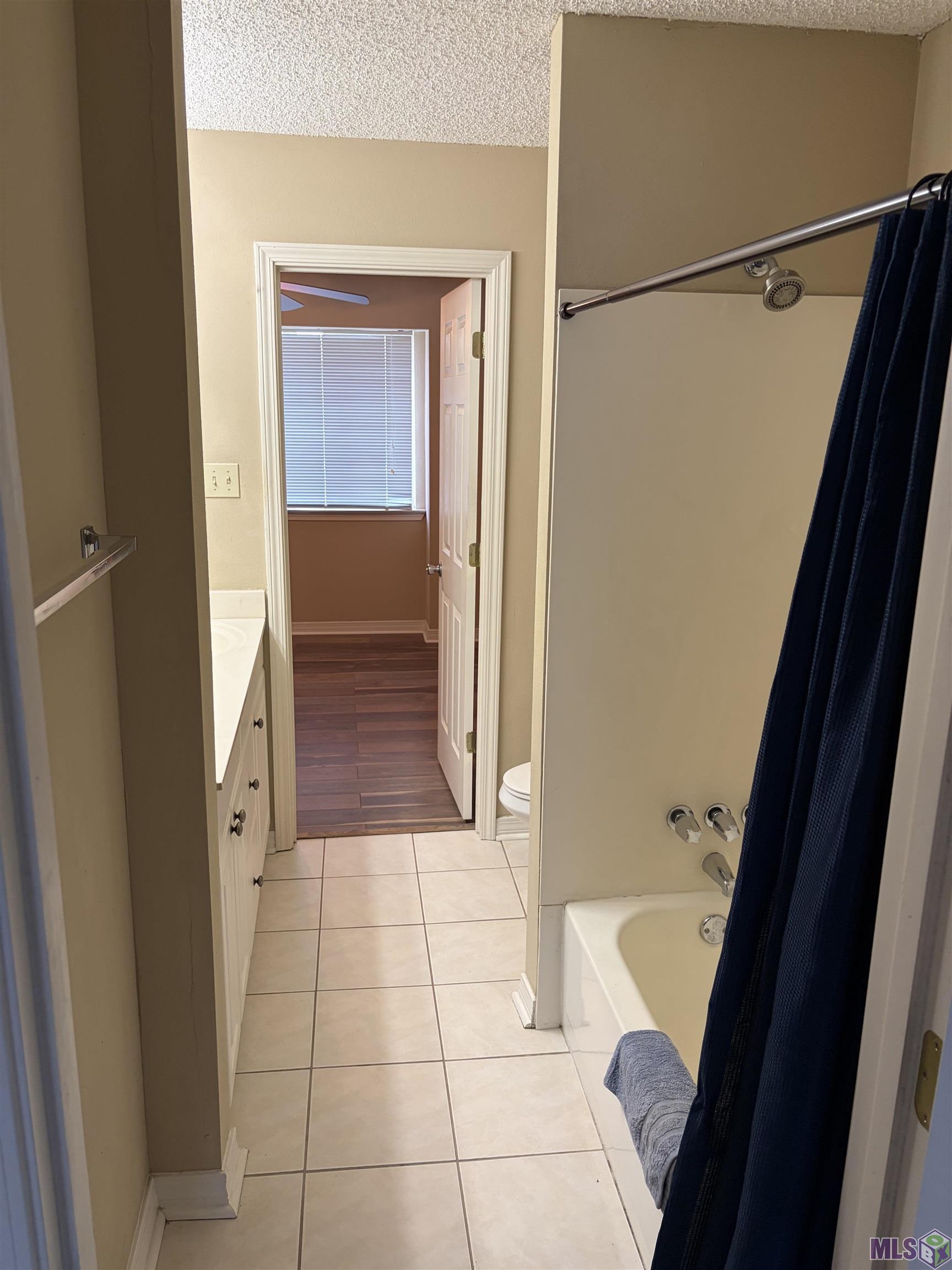 913 West Rothland Street, Unit A Gonzales, LA 70737 - Photo 30 of 35 Gallery Image 30