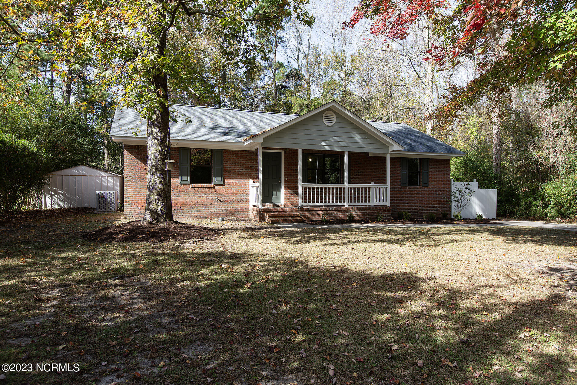 749 Lewis Road Leland, NC 28451 - Photo 4 of 32 Lewis749-1FBevL33A8565 copy
