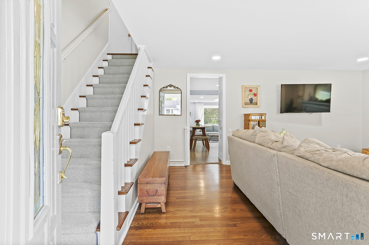 9 Wildwood Road Fairfield, CT 06825 - Photo 2 of 28